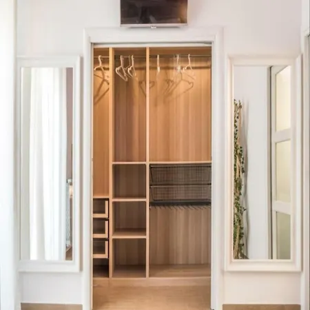 Lägenhet La Finestra Di Gio